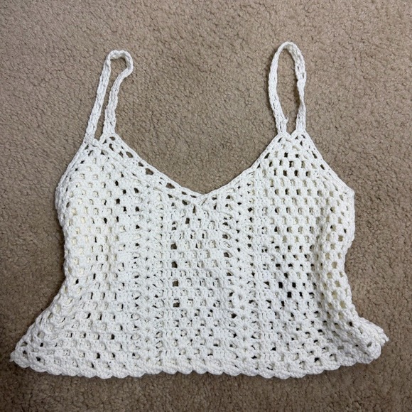 Tops - Crochet white tank top